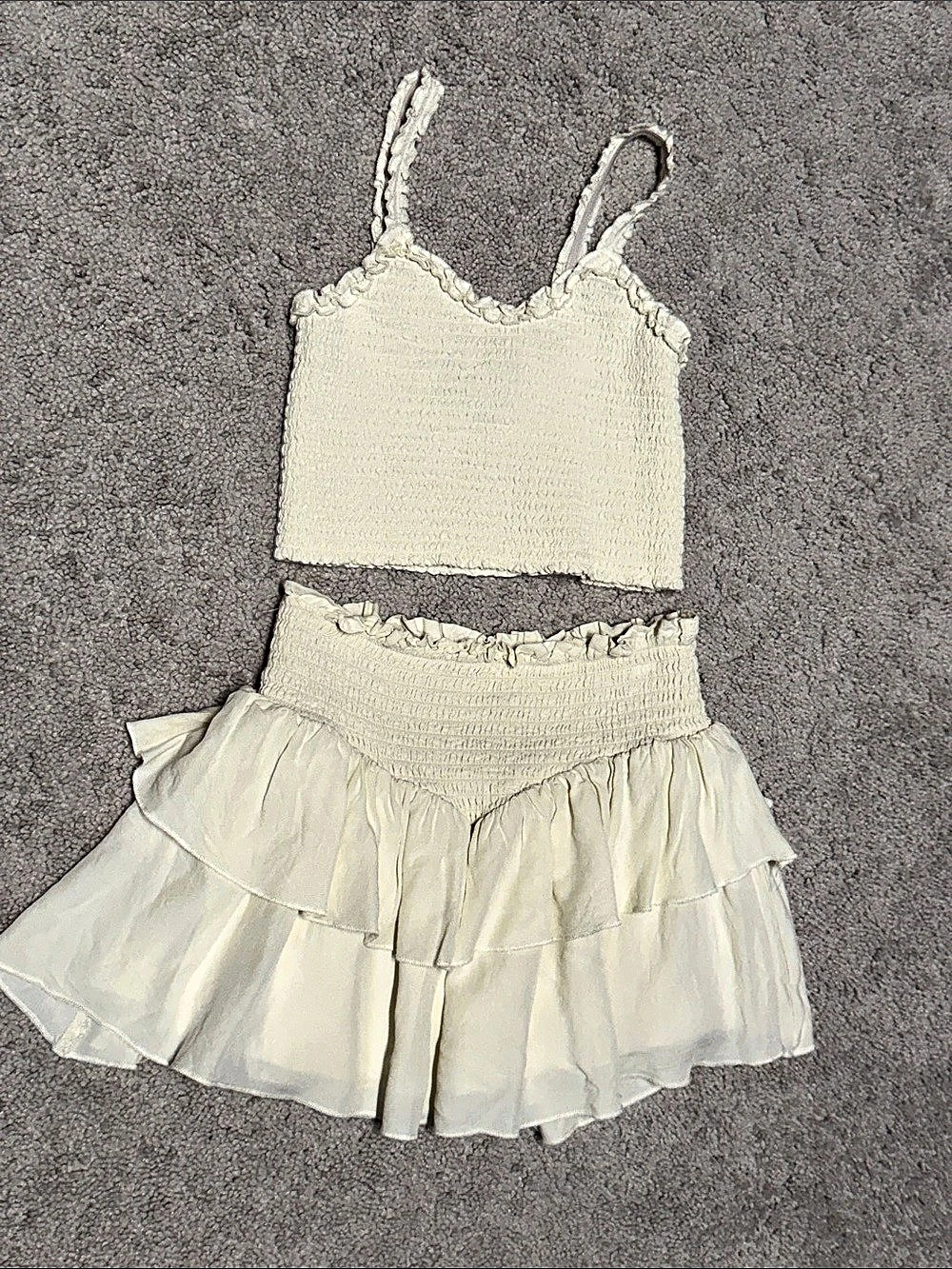 KATE NYC Girls Medium off- White Ruffle Skirt Set Like New